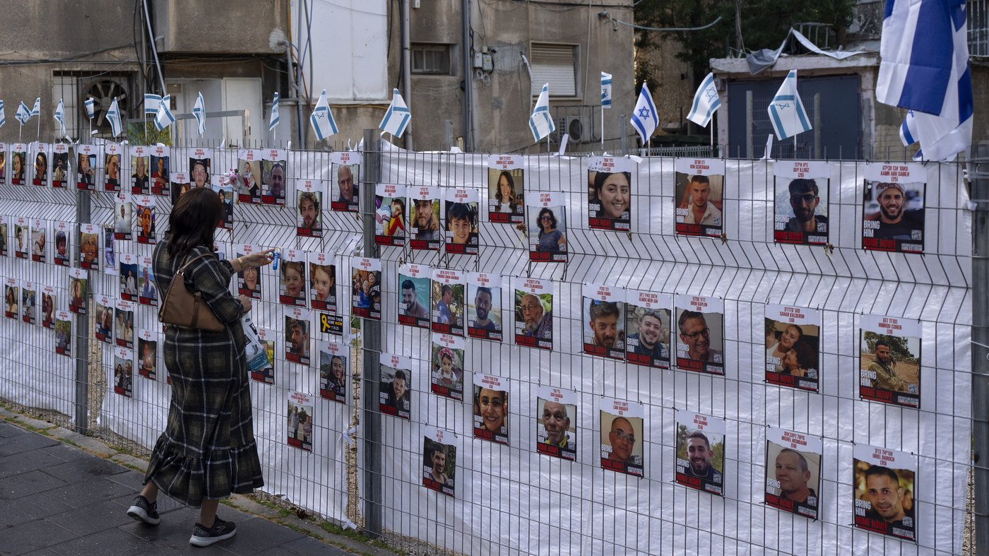 Pause in war gives hope to families of Israeli hostages and Palestinian prisoners